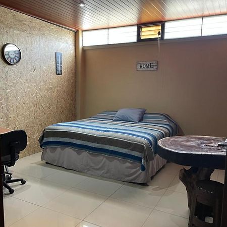 Appartement Huehueloft1 Estacionamiento Y Wifi à Huehuetenango Extérieur photo