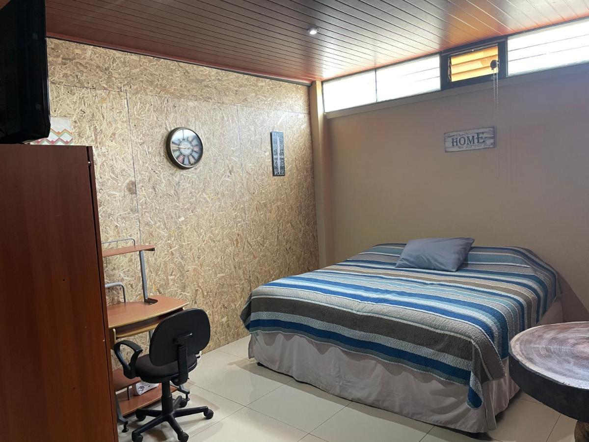 Appartement Huehueloft1 Estacionamiento Y Wifi à Huehuetenango Extérieur photo